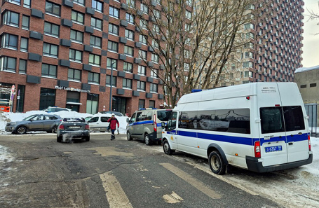 Обстановка у дома на Волоколамском шоссе, где произошло покушение на генерал-лейтенанта Алексеева.
