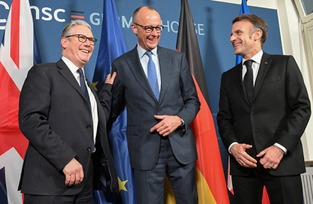 Кир Стармер, Фридрих Мерц и Эммануэль Макрон.