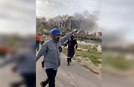 НПЗ в Рас-Тануре, Саудовская Аравия. Стоп-кадр видео.