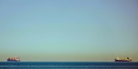 Иран может перекрыть Ормузский пролив для прохода судов.