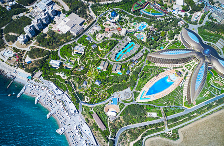 Вид с воздуха на курорт «Мрия».