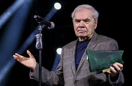 Театральный режиссер, педагог Олег Кудряшов, получивший награду в номинации «Без комментариев».