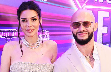 Певец Джиган и Оксана Самойлова.