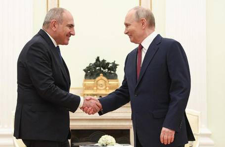 Президент РФ Владимир Путин и премьер-министр Армении Никол Пашинян.
