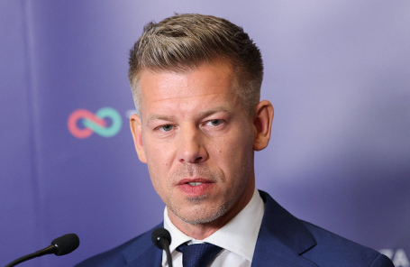 Петер Мадьяр.