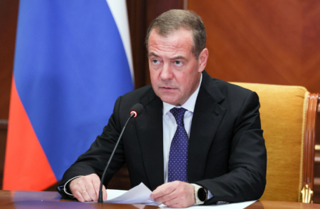 Дмитрий Медведев.