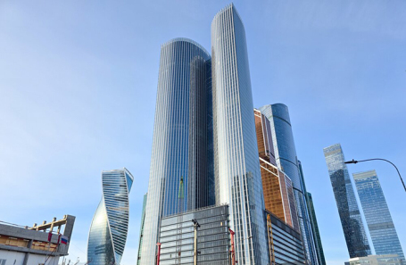 Небоскрeб Moscow Towers в «Москва-Сити», выставленный РЖД на продажу.