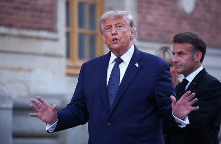 Дональд Трамп на приеме в Версальском дворце.