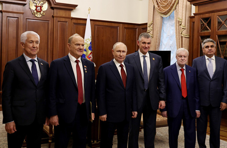 Владимир Путин на встрече с лидерами парламентских фракций.