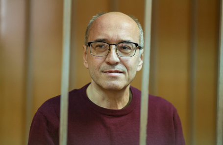 Павел Сюткин.