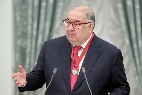 Алишер Усманов.