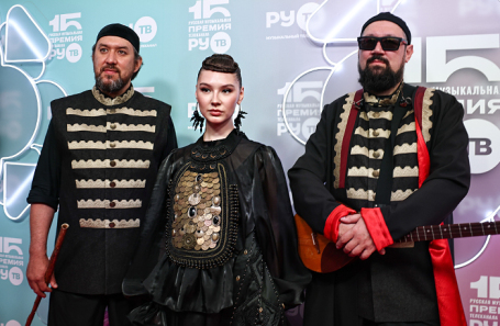 Участники группы Ay Yola Руслан Шайхитдинов, Адель Шайхитдинова и Ринат Рамазанов (слева направо).