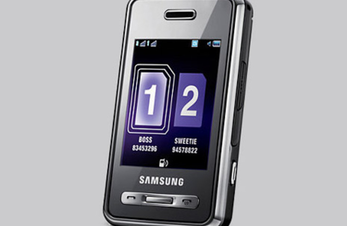 Телефоны самсунг на 2 сим. Samsung 2 сим. Самсунг с 2 симками. Samsung две сим. Самсунг с двумя сим картами модели.