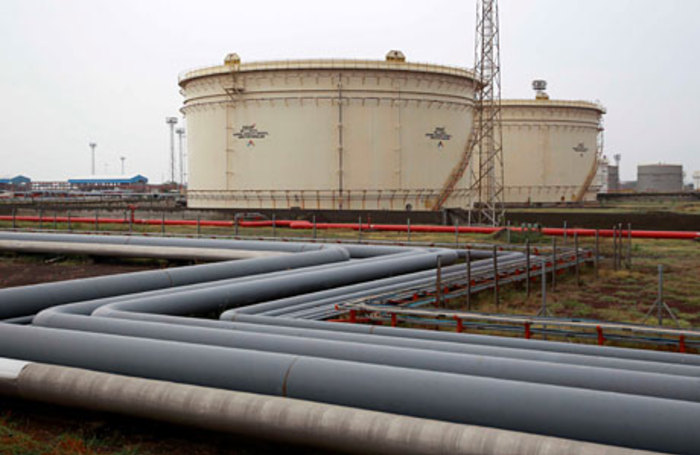 «Роснефть» назвала «горячечным бредом» самовыкуп акций