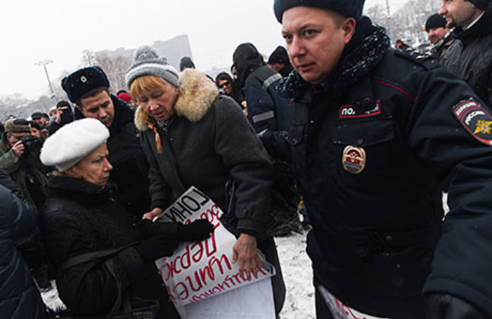 Уличные встречи с депутатами приравняют к митингам?