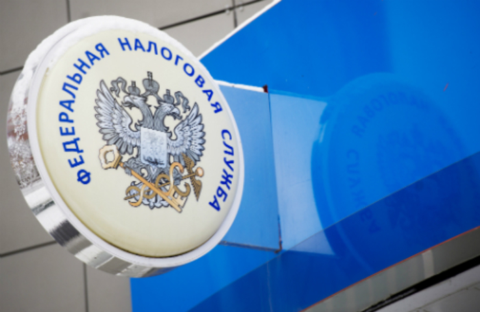 Россиянам теперь можно платить налоги за других