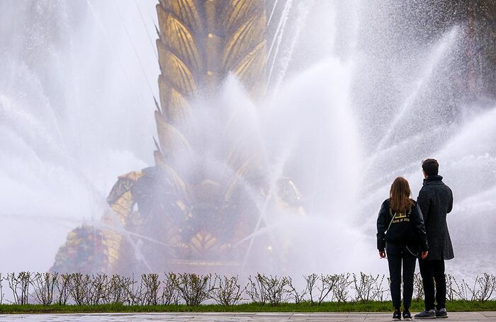 Фонтан «Золотой колос» в парке ВДНХ.