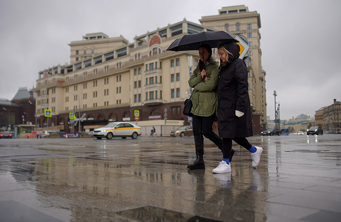 Москву ждут резкое похолодание, дождь и ветер