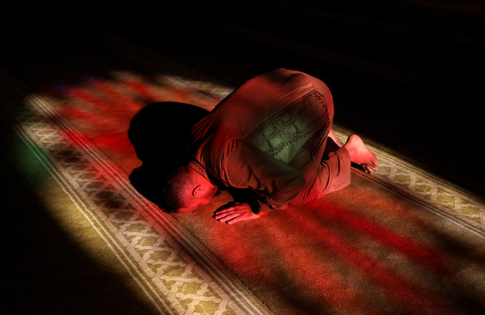 Молитва в день Ид аль-Фитр (Ураза-байрам), знаменующий окончание поста в месяц Рамадан. Хасаке, Сирия.