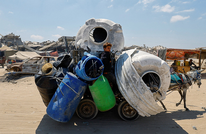 Переселение палестинцев на юг сектора Газа.