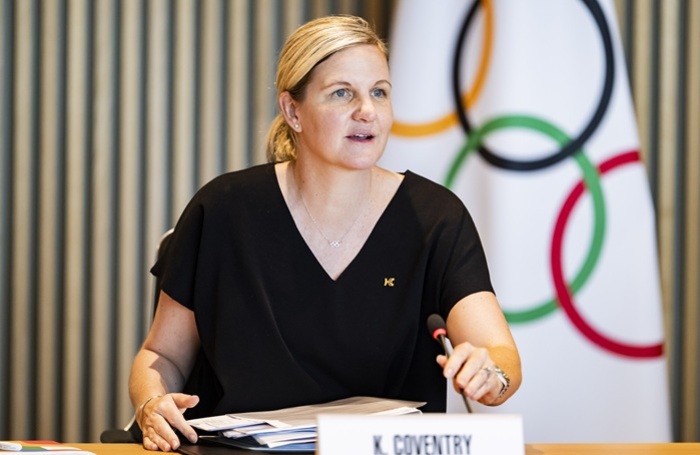 Президент МОК призвала не смешивать спорт и политику
