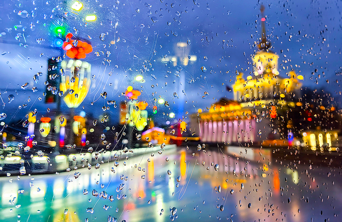 Новогодние световые инсталляции на ВДНХ