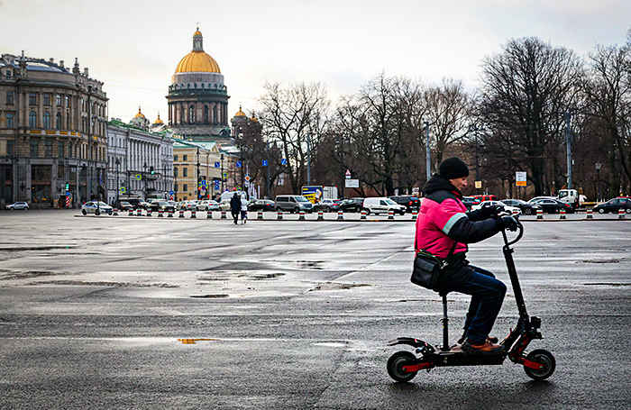 Минпромторг предложил локализовать производство самокатов