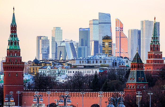 Недельный калейдоскоп: из современной Москвы в историческую Россию