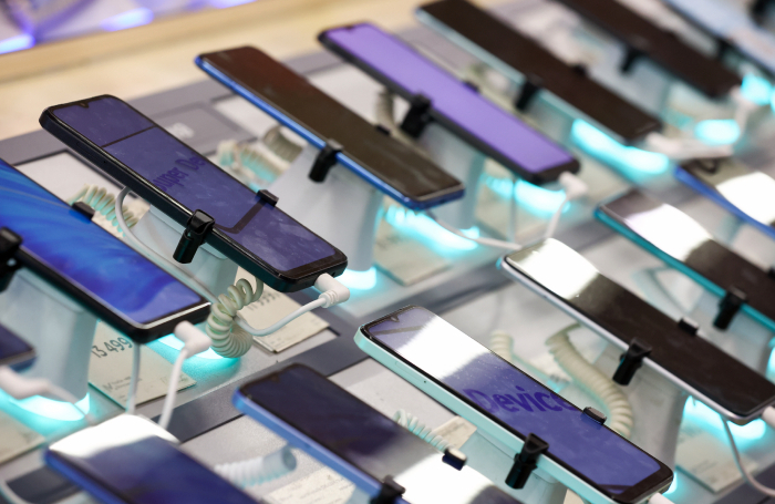 В «М.Видео» пока не ожидают подорожания импортной электроники из-за ударов по ОАЭ