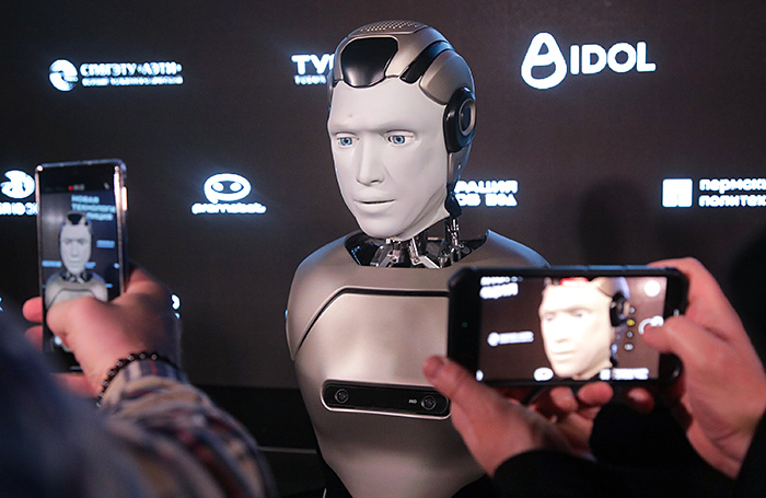 Российские человекоподобные роботы едут в Японию