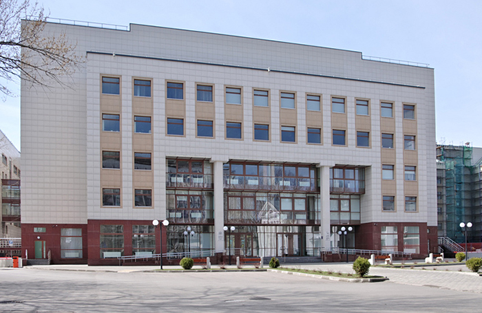 Юрфак МГУ перевели на дистанционное обучение из-за вспышки кори