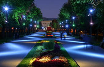 Человечество начинает большую игру в городки