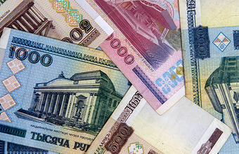 В свободном плавании белорусский рубль пошел ко дну