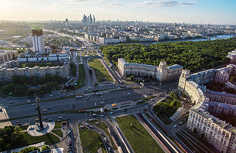 Дорожный казус на Садовом — вместе с Ленинским закрыли еще и ЦДХ