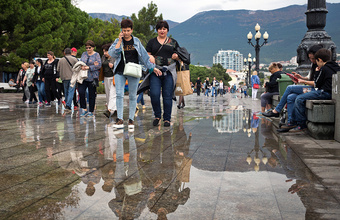 Сильные дожди подмочили начало сезона в Крыму