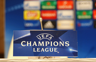 УЕФА призвал спортсменов не трогать на пресс-конференциях бутылки с напитками от спонсоров