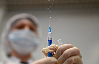 В Югре введут самоизоляцию для не привитых от коронавируса жителей двух городов