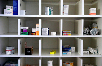 Сегодня заканчивается срок действия упрощенного режима маркировки лекарств при их ввозе в Россию и обороте внутри страны