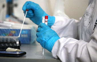 Дискриминация «экспресс-тестов»: почему власти признают только ПЦР?