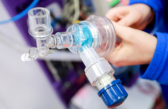 Металлургов попросили поделиться кислородом с больницами