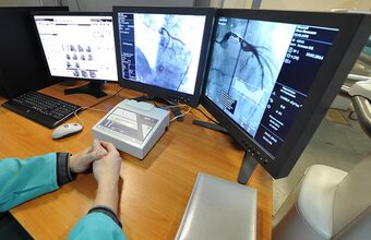 Число умерших после обследования желудка в медцентре в Санкт-Петербурге выросло до семи