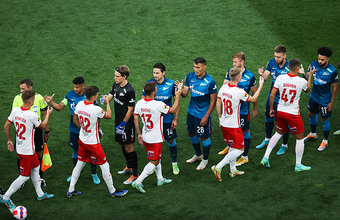 Возобновился чемпионат России по футболу