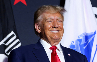 Дональда Трампа хотят снять с выборов как «мятежника»