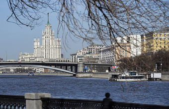 Аномально теплая весна в Москве берет паузу