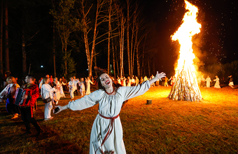 Танцы у огня