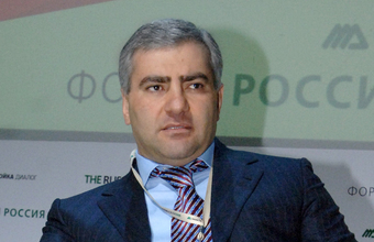 В доме миллиардера Самвела Карапетяна в Ереване проходят обыски