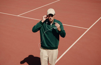 Теннис, боулинг, автогонки: спортивные мотивы в летних мужских коллекциях