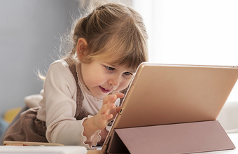 Суд в Москве подтвердил право матери на отказ от товаров, которые случайно заказал ее ребенок