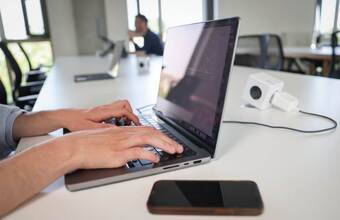 Перестановки в правительстве: Путин отправил в отставку нескольких министров