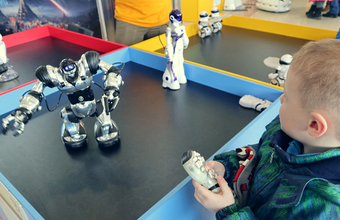 Минпромторг планирует запретить покупать импортную образовательную робототехнику